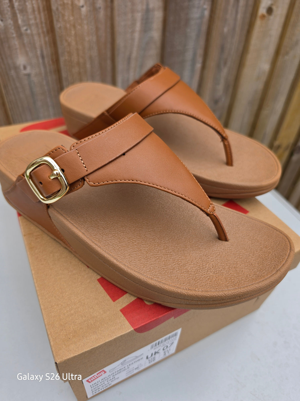 FitFlop Lulu Adjustable Leather Toe Post Sandals Size Adult 7 Tan