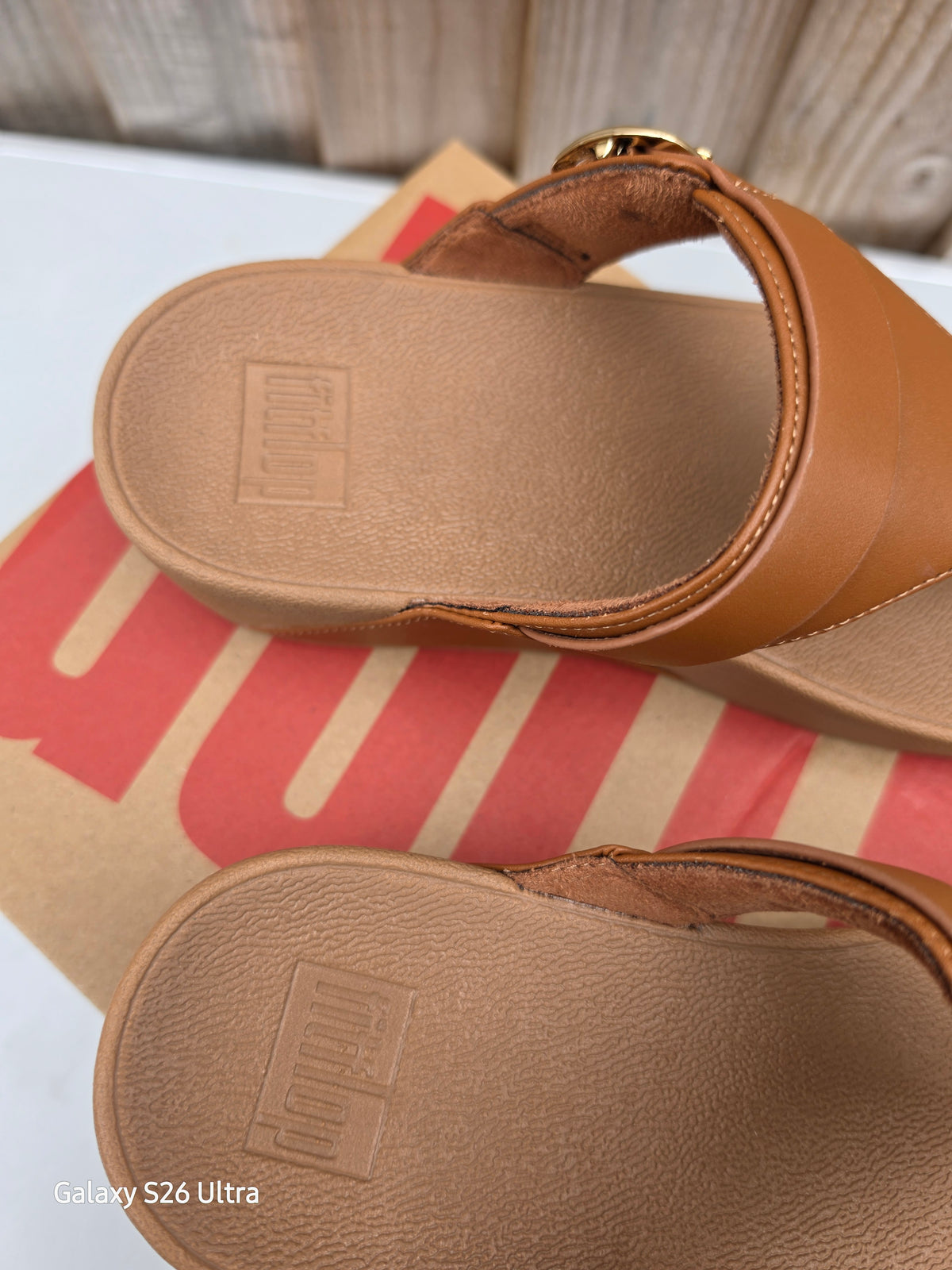 FitFlop Lulu Adjustable Leather Toe Post Sandals Size Adult 7 Tan