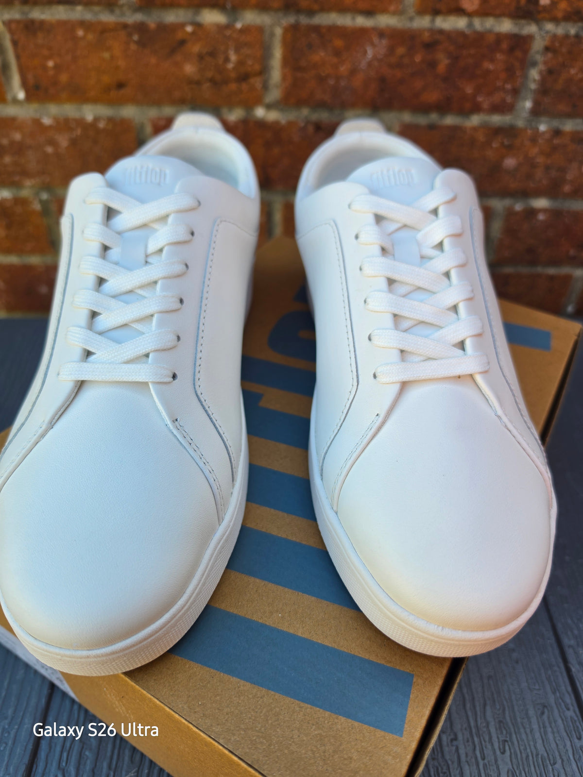 New Style FitFlop Ladies Rally White Leather Trainers - UK Size 8