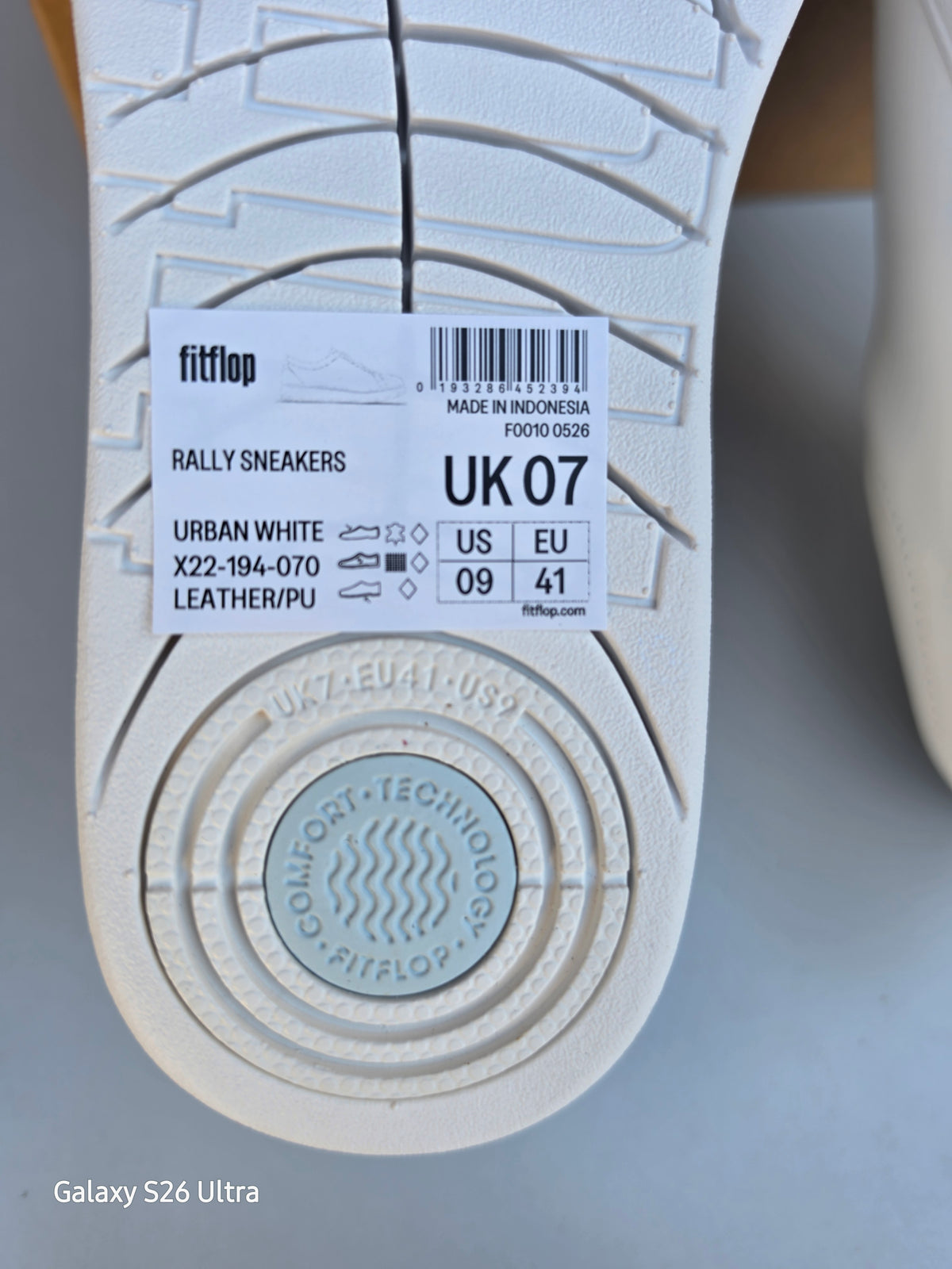 New Style FitFlop Ladies Rally White Leather Trainers - UK Size 7