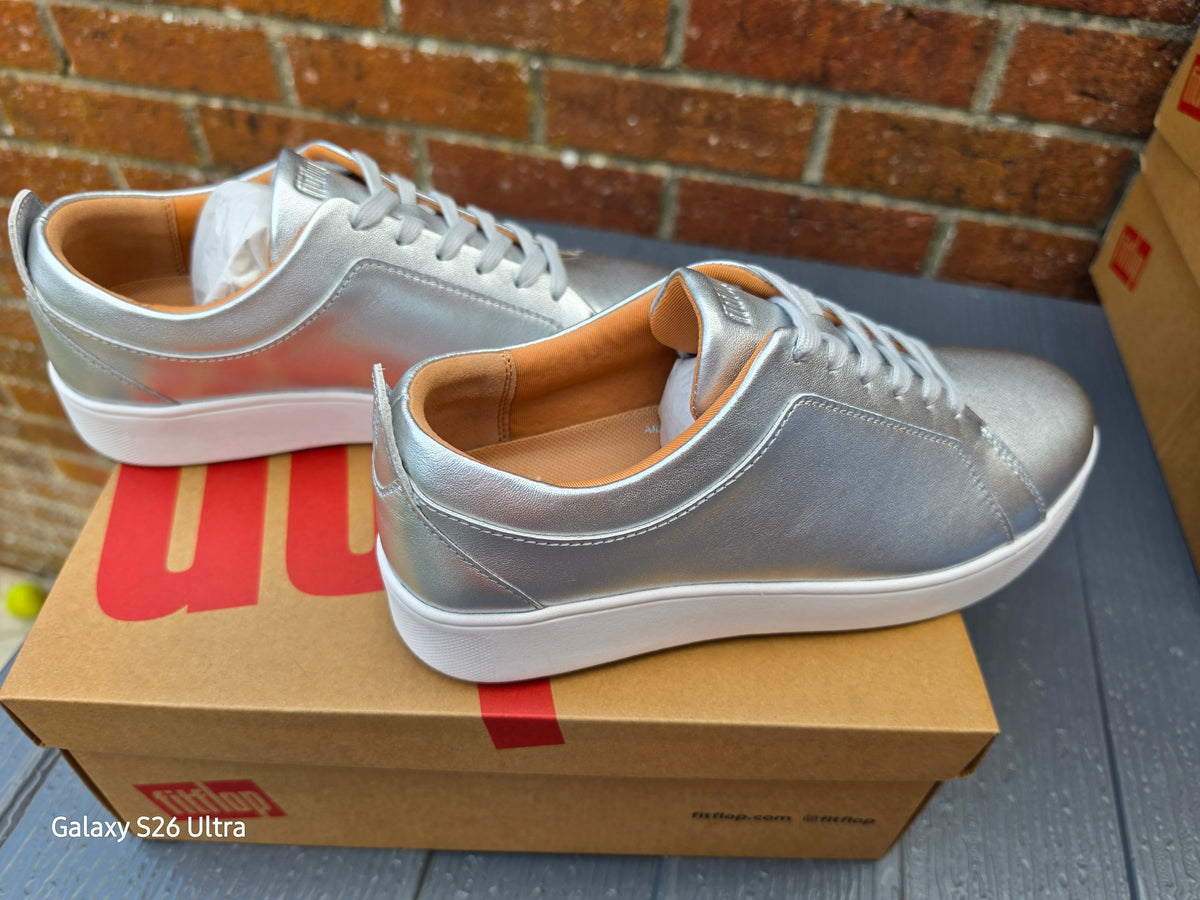 New Style FitFlop Rally Leather Women's Trainers - Silver & White - UK Size 6