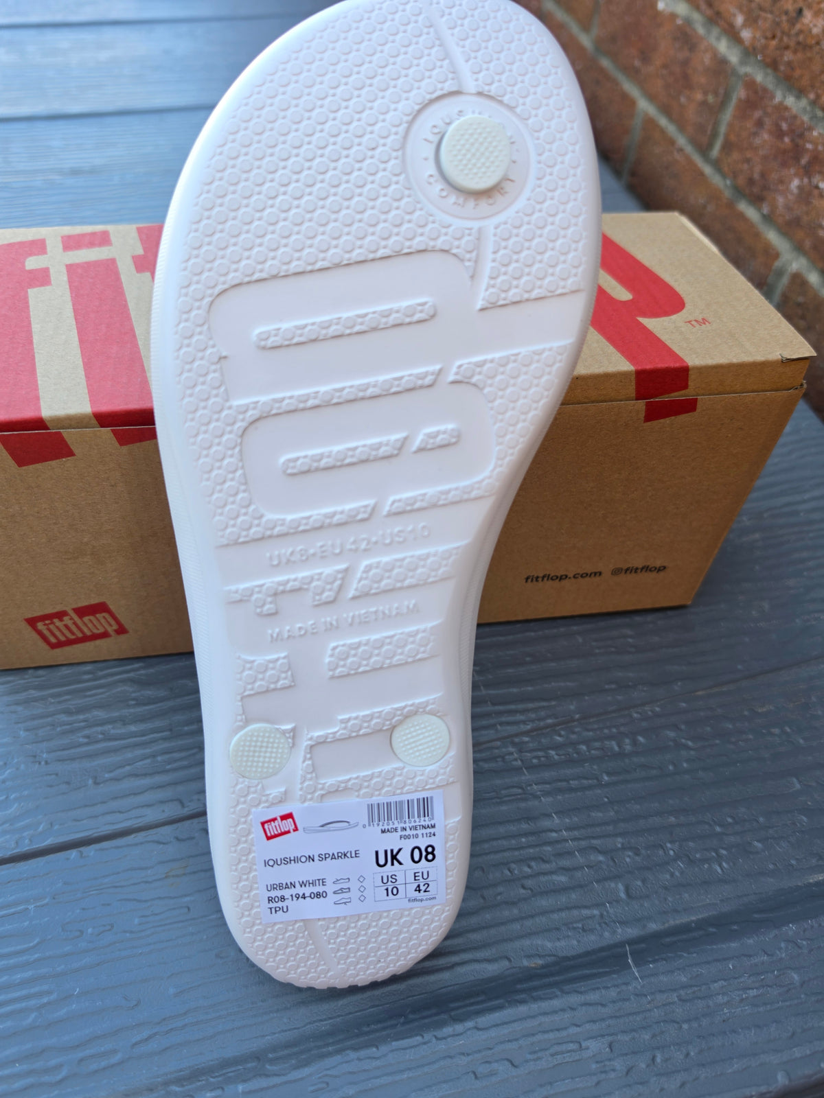 Ladies Fitflop Iqushion Ergonomic Flip-Flops Size UK 8 - Urban White