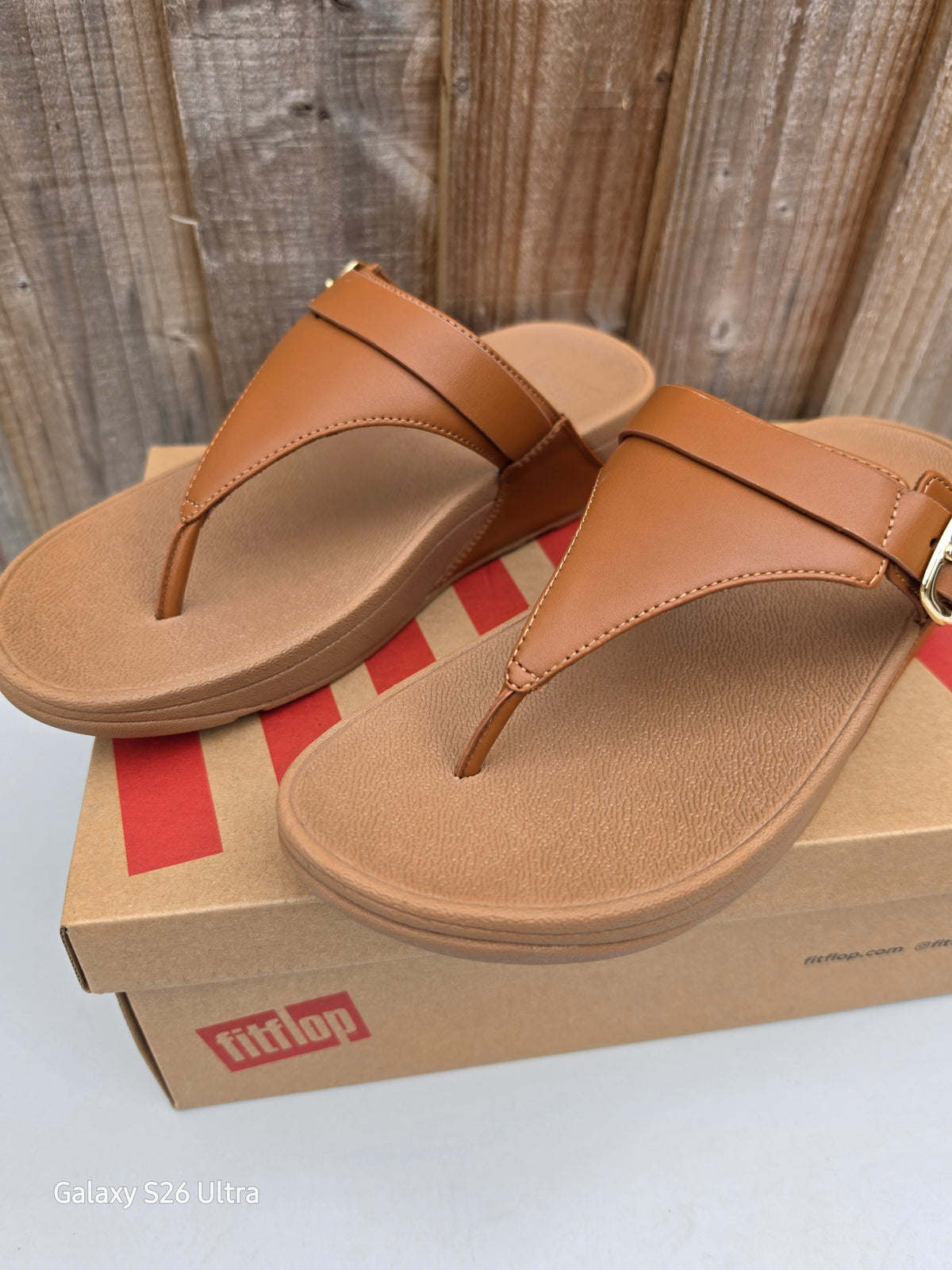 FitFlop Lulu Adjustable Leather Toe Post Sandals Size Adult 7 Tan