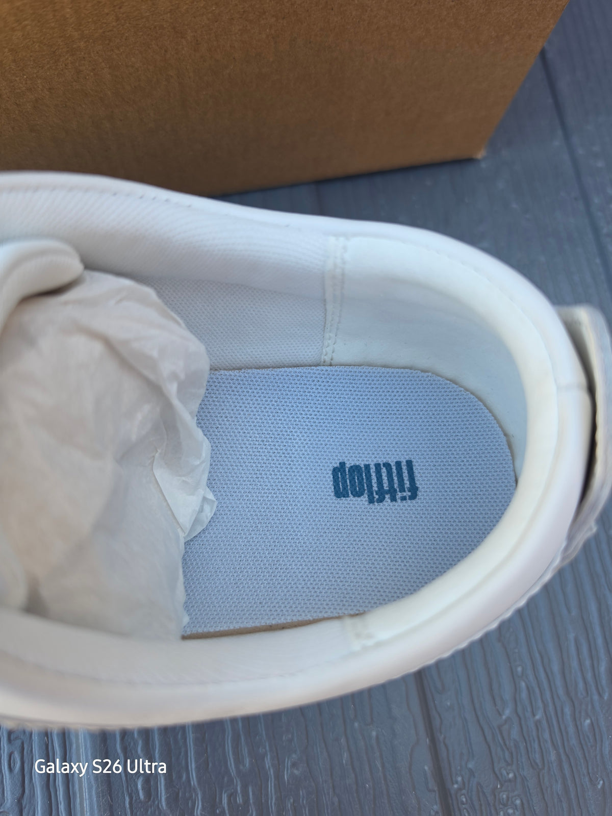 New Style FitFlop Ladies Rally White Leather Trainers - UK Size 8